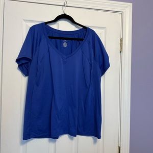 Blue Livi 22/24 V-neck Work-out Shirt